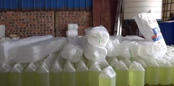 廣西一洗滌劑廠“轉(zhuǎn)行”勾兌消毒液被查，近20噸已流入市場，自來水供應(yīng)或受影響