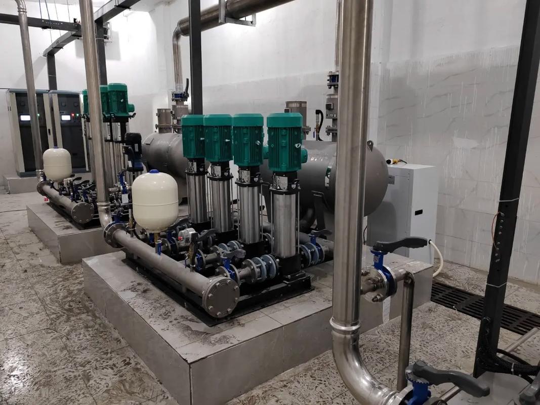 從源頭到龍頭 供水設(shè)備安裝現(xiàn)場(chǎng)全解析